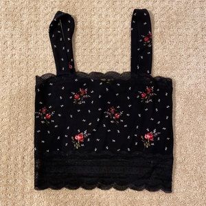 F21 floral lace-trim crop top